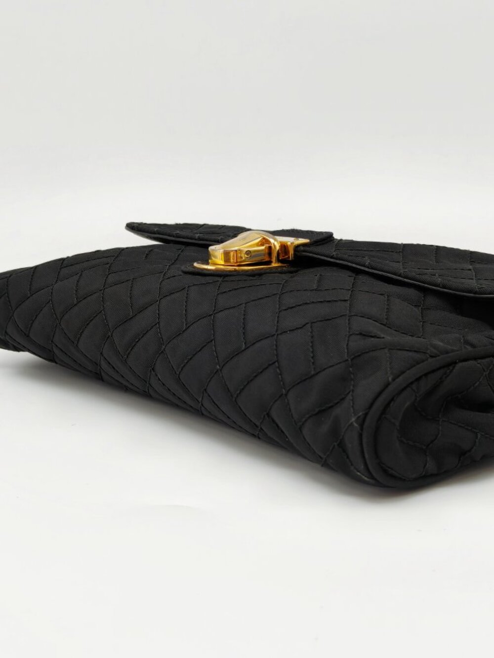 Prada Black Quilted Nylon Chain Shoulder Bag Gold Hardware Crossbody - Picture 4 of 17